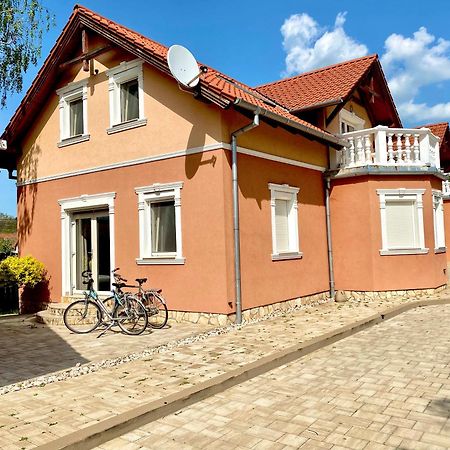 Kereki Bikeaway Guesthouse מראה חיצוני תמונה