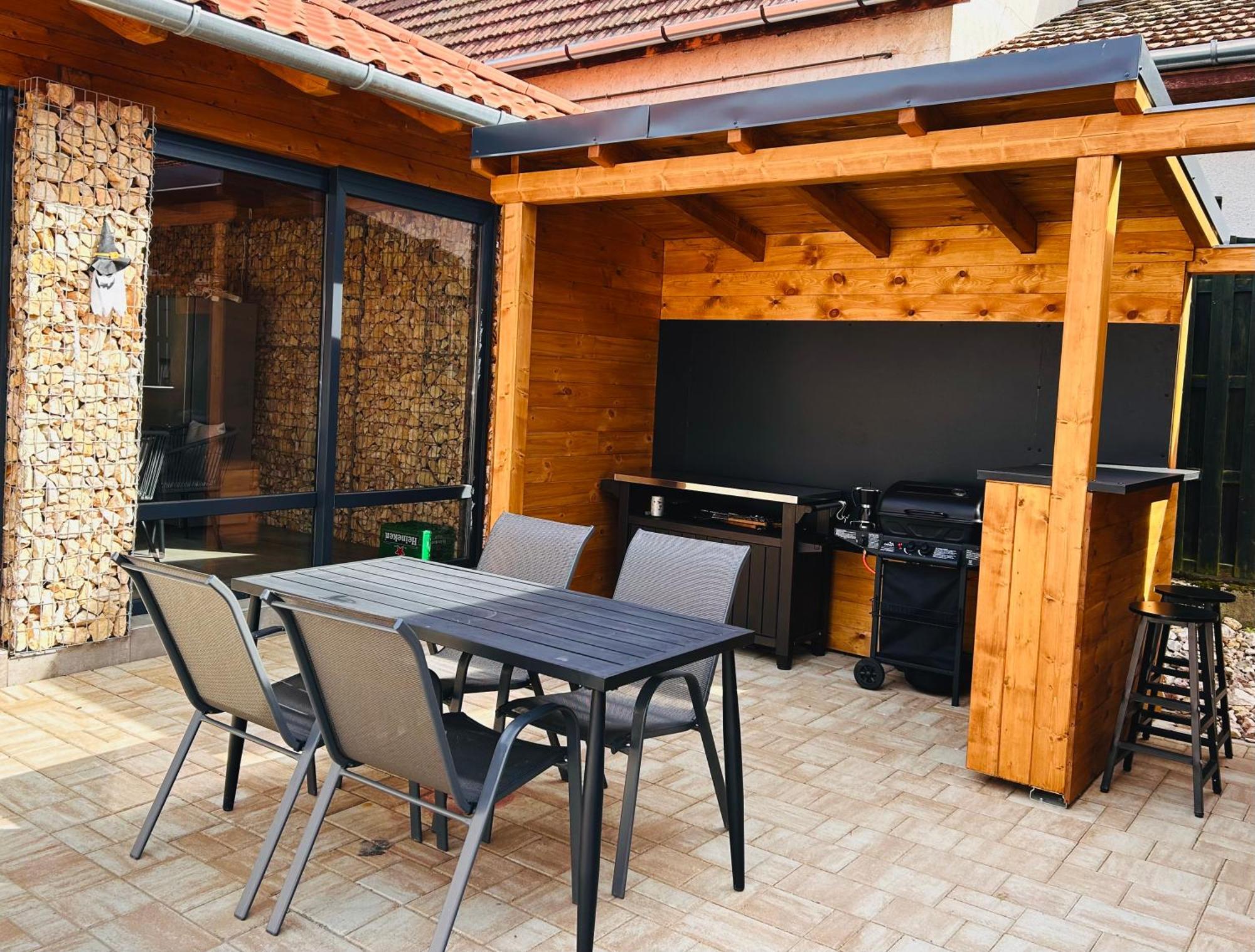 Kereki Bikeaway Guesthouse מראה חיצוני תמונה